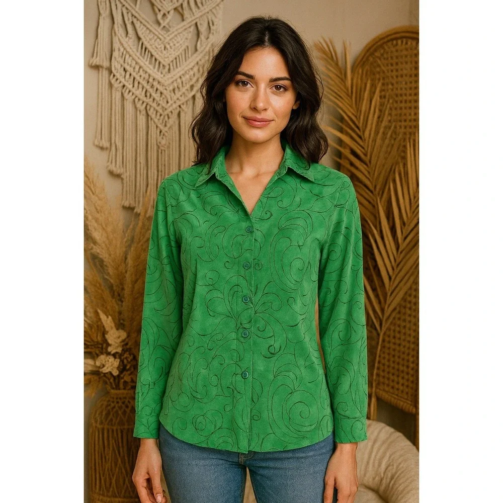 Sag Harbor Green Embroidered Swirl Button Down Sueded Shirt Sz Petite Medium Top